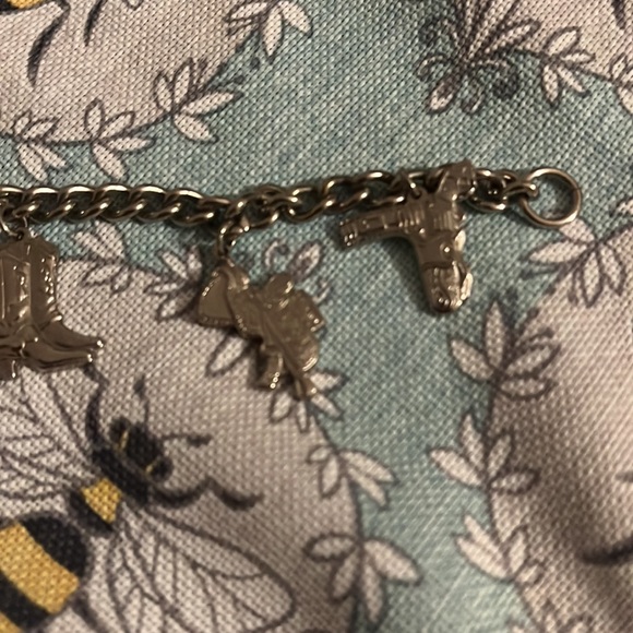#82 cowgirl ๐ค bracelet. - Picture 2 of 4